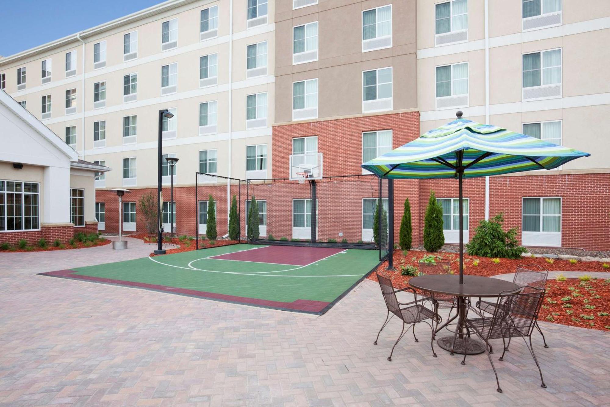 Homewood Suites New Brighton Exterior foto